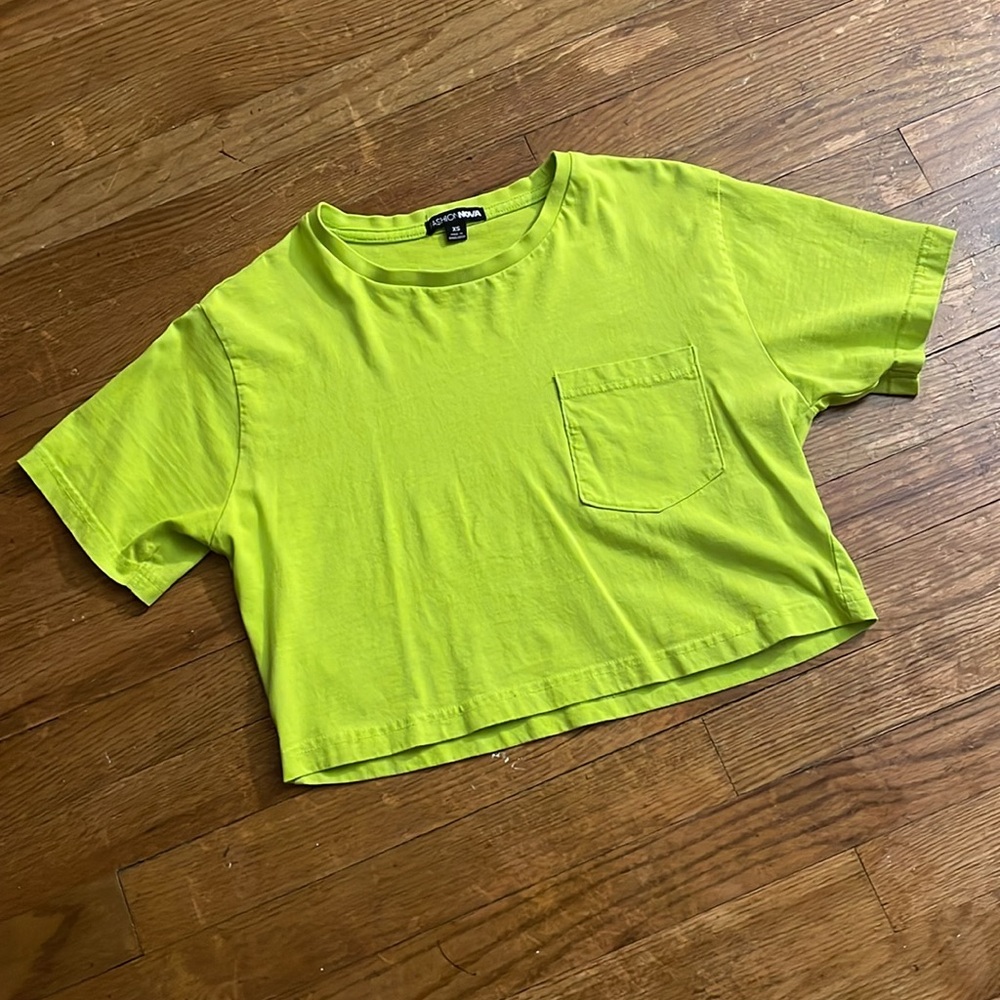 Fashion Nova Over Sized Crop Tops - Picture 4 of 7